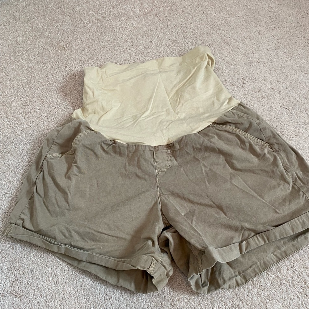 Khaki maternity short
